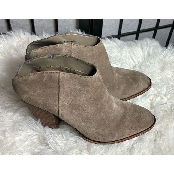 Dolce Vita Tan Suede Heeled Ankle Boots - Picture 6 of 9